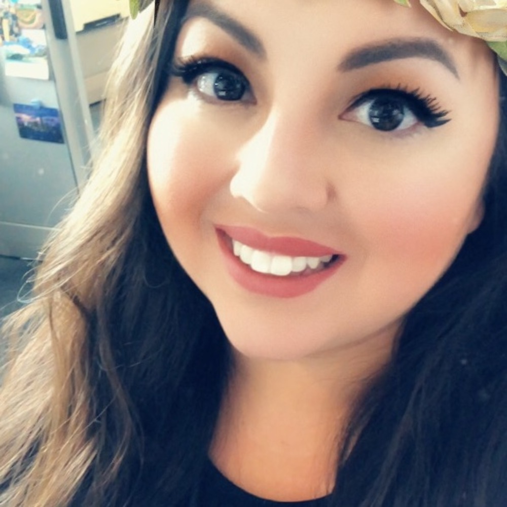 Meet your Posher, Vanessa